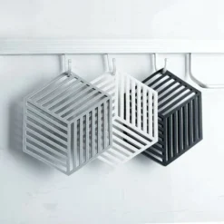 Lot De 3 Dessous De Plats Kitchen Pot Coaster Tapis De Protection En Silicone (Noir, Raya Hexagonal: 14.5x130x7.5mm) 7 Lot De 3 Dessous De Plats Kitchen Pot Coaster Tapis De Protection En Silicone (Noir, Raya Hexagonal: 14.5x130x7.5mm) -Promos Gout Cuisine Boutique 100342884 3