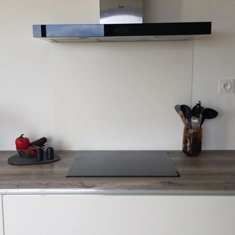 Crédence Alu Blanc Mat RAL 9010 - Hauteur 50 Cm X Largeur 50 Cm 3 Crédence Alu Blanc Mat RAL 9010 - Hauteur 50 Cm X Largeur 50 Cm – Image 3