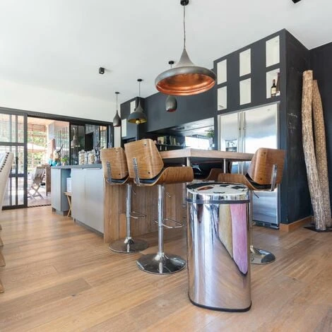 Poubelle De Cuisine Automatique 58L MAJESTIC Grande Capacité En Acier INOX Avec Cerclage 4 Poubelle De Cuisine Automatique 58L MAJESTIC Grande Capacité En Acier INOX Avec Cerclage – Image 4