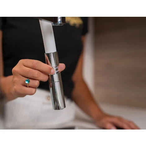 Robinet De Cuisine Mitigeur 3 Voies Chrome Bec Noir Orientable Et Douchette 2 Jets Detachable BOD VIZIO 4 Robinet De Cuisine Mitigeur 3 Voies Chrome Bec Noir Orientable Et Douchette 2 Jets Detachable BOD VIZIO – Image 4