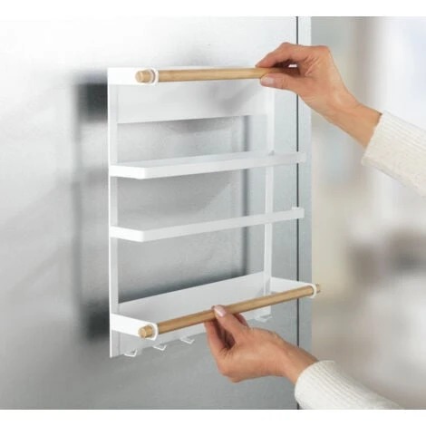 WENKO Etagère Magnétique Réfrigérateur Magna, Avec étagère Porte épice, Dérouleur Sopalin Magnétique Et Crochets Suspension Ustensiles De Cuisine, Métal - Bambou, 33x34x8 Cm, Blanc 4 WENKO Etagère Magnétique Réfrigérateur Magna, Avec étagère Porte épice, Dérouleur Sopalin Magnétique Et Crochets Suspension Ustensiles De Cuisine, Métal - Bambou, 33x34x8 Cm, Blanc – Image 4
