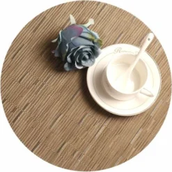 Kueatily Lot De 7 Set De Table En Forme De Coin 1 Rond Central En Vinyle Lavable Résistant à La Chaleur Tapis De Table(Tan Bambou) 7 Kueatily Lot De 7 Set De Table En Forme De Coin 1 Rond Central En Vinyle Lavable Résistant à La Chaleur Tapis De Table(Tan Bambou) -Promos Gout Cuisine Boutique 36015374 3