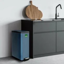 Poubelle Zack Aspect Métal Fermeture Automatique Bleu Métallique 15 L -Promos Gout Cuisine Boutique 46907797 5