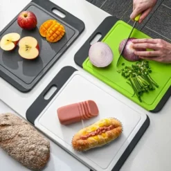 Planche à Découper En Plastique Avec Rainures à Jus Et Poignées Monobloc En Silicone Antidérapantes, Planche De Cuisine 29 20 Cm, Planche à Découper Antibactérienne, Va Au Lave-vaisselle BPA -Promos Gout Cuisine Boutique 64497002 3