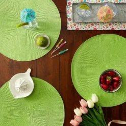 MINKUROW Lot De 4 Sets De Table PP Tressé De Table Rond Lavable Résistantes à La Chaleur Antidérapant 38cm (Vert) 7 MINKUROW Lot De 4 Sets De Table PP Tressé De Table Rond Lavable Résistantes à La Chaleur Antidérapant 38cm (Vert) -Promos Gout Cuisine Boutique 64681853 3